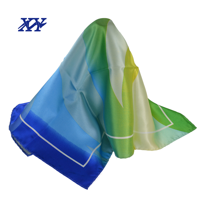真丝素绸缎渐变印花丝巾 Silk plain satin gradient printed scarf